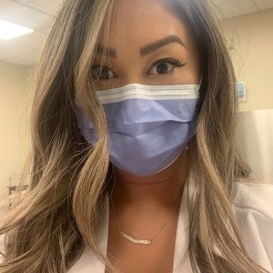 Meet your Posher, Thuy